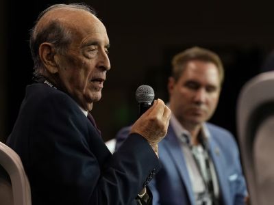 El "semáforo rojo" de Arriazu: el desempleo en el GBA pone en jaque el plan de Milei