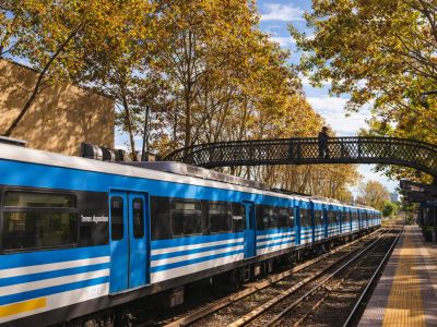 Trenes en el AMBA: las frecuencias bajaron 33% y los trenes de carga circulan a 15 km/h en promedio