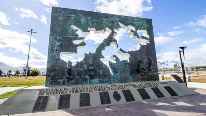 El Gobierno impulsa la agenda Malvinas y la oposición lo acusa de desviar la atención