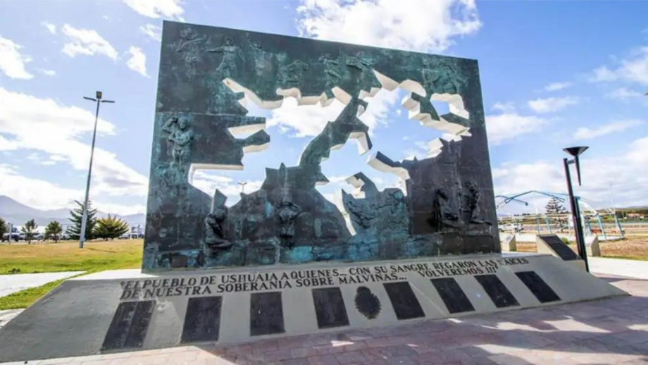 El Gobierno impulsa la agenda Malvinas y la oposición lo acusa de desviar la atención