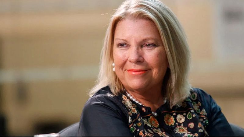 Lilita Carrió le apuntó con sarcasmo a Adorni: "Pobrecito, se compró tantas casas en dos años"