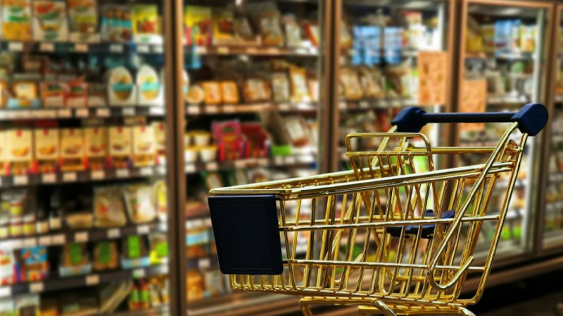 ¿Argentina cara o barata? Comparan precios locales con otros países y crece el debate económico